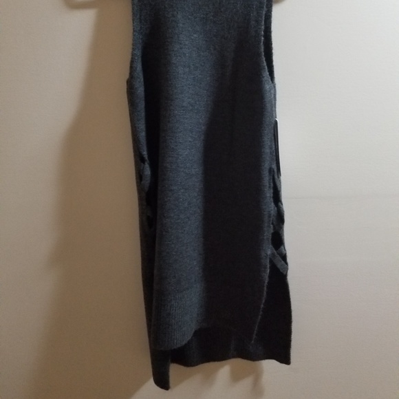 Sweater - Picture 2 of 3